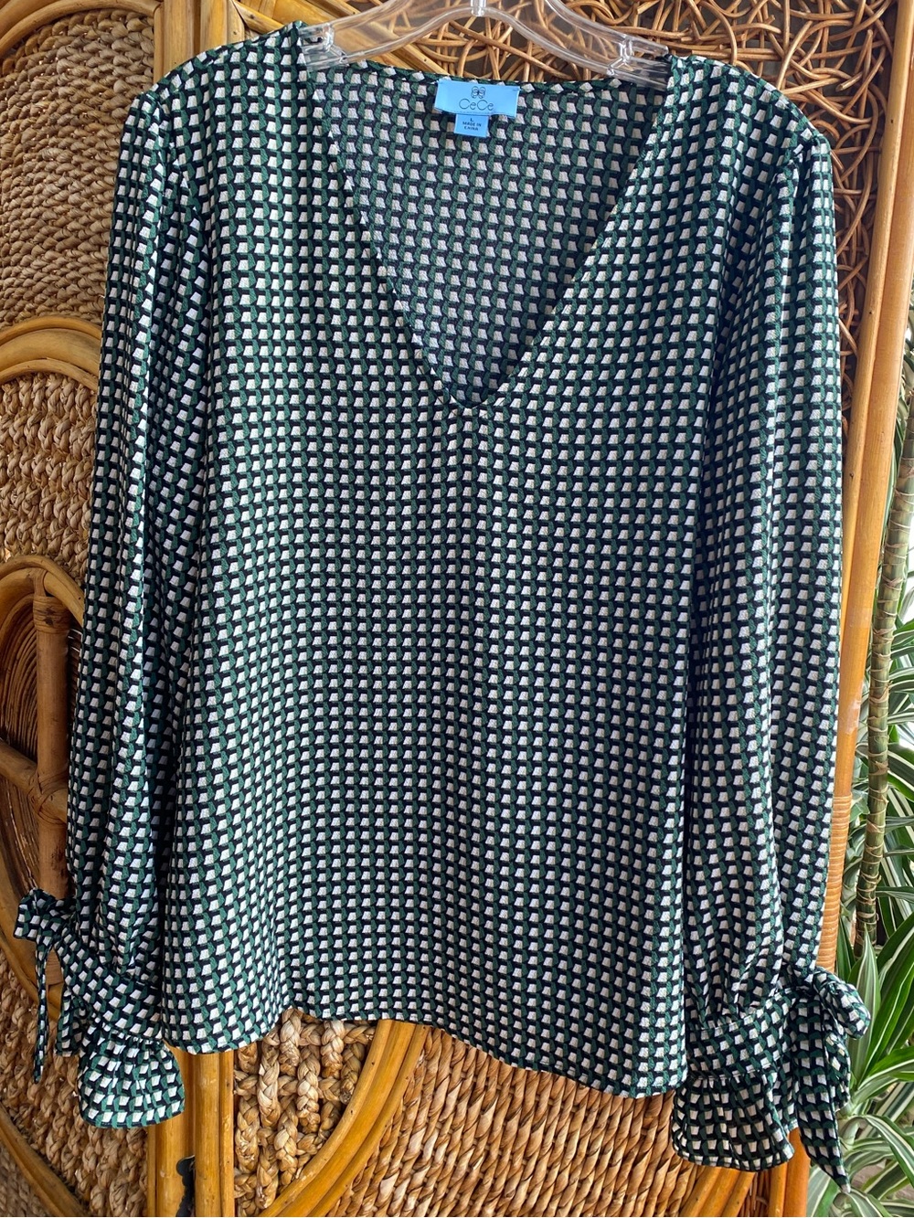 CeCe Black, Green & White Geometric V-Neck Tie-Cuffs Blouse